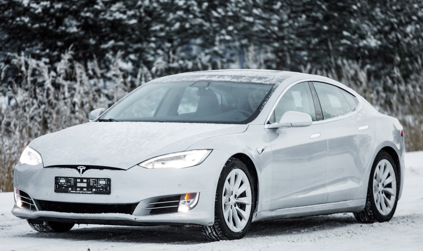 Tesla Model S 75D